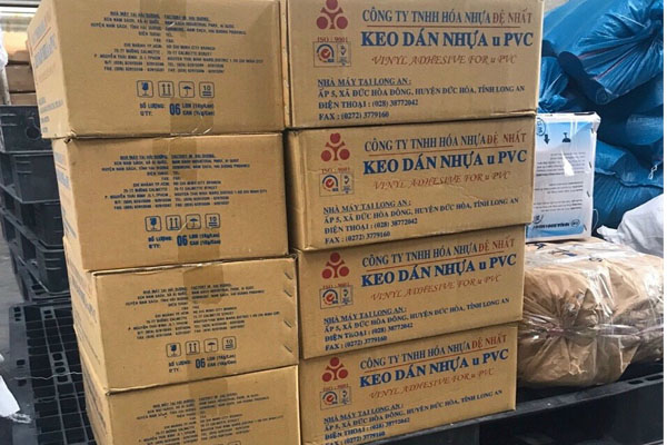 Giao lô keo dán ống nhựa Thương hiệu Đệ Nhất